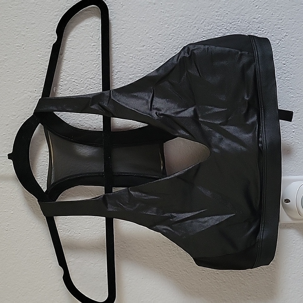 Victoria sport sports bra